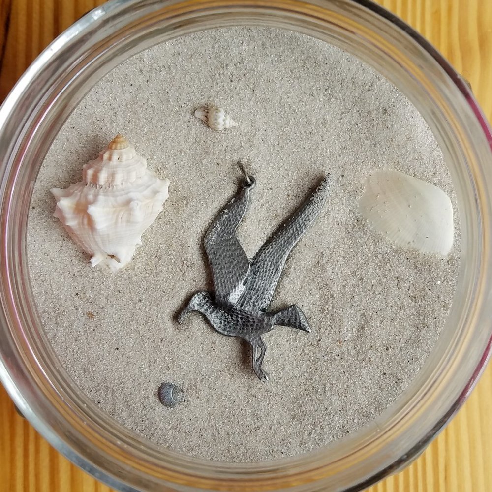 Vintage Pewter Seagull Pendant - Picture 2 of 4